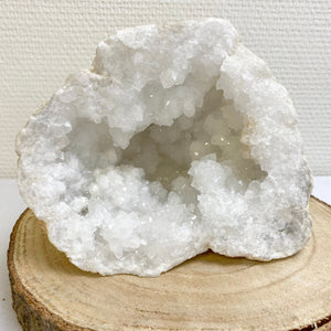 Demie Géode Cristal de roche taille L et XL (rechargement des pierres / purification de la maison) geodes [mes jolis cristaux]