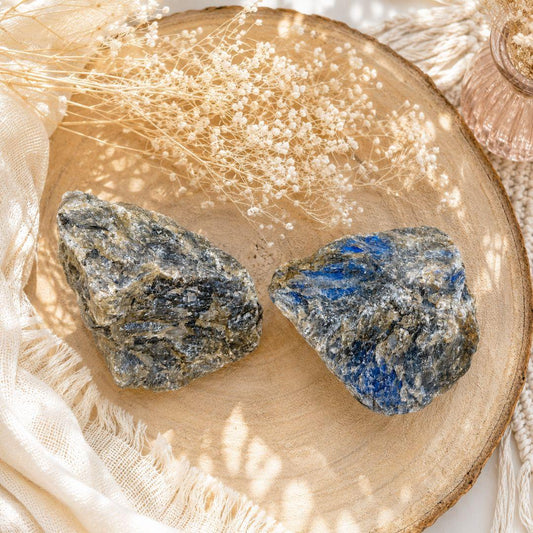 Labradorite brute grand format (pierre de protection / stabilité énergétique)