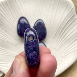 Pendentif percé en Lépidolite (anti-stress / bye la charge mentale)
