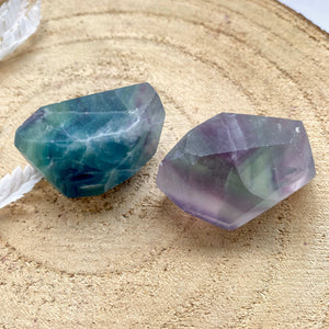 Forme Libre en Fluorite (concentration / créativité)