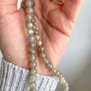 Collier en Labradorite (pierre de protection)