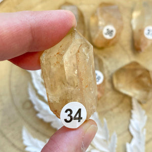 Pointe Citrine semi polie (abondance / joie)