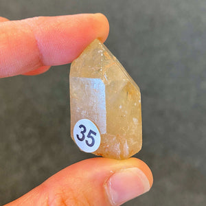 Pointe Citrine semi polie (abondance / joie)
