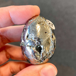 Petit Oeuf en Pyrite (abondance / confiance)