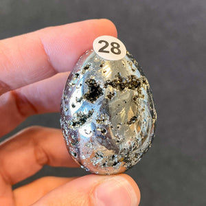 Petit Oeuf en Pyrite (abondance / confiance)