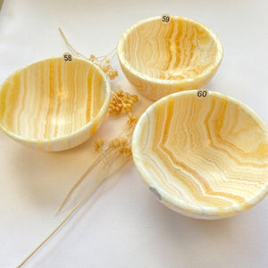 Bol en Calcite orange à bandes (joie / confiance) formes libres [mes jolis cristaux]