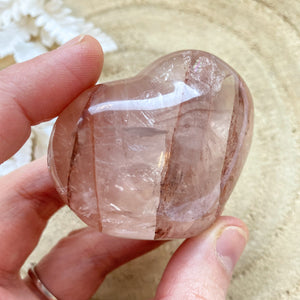 Coeur Quartz Hématoïde taille moyenne (vitalité / force) coeur [mes jolis cristaux]
