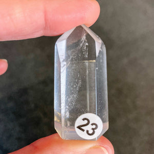 Pointe en Cristal de roche (amplificateur d'énergie / intuition)
