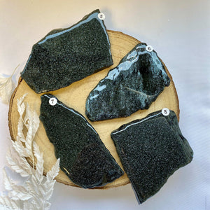 Grande Hématite spéculaire (effet miroir / clarté mentale / apaisement)