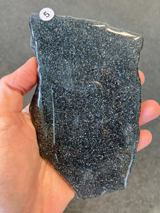 Grande Hématite spéculaire (effet miroir / clarté mentale / apaisement)