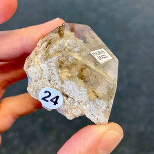 Quartz Lodolite (accès aux plans supérieurs et à ton Akasha)