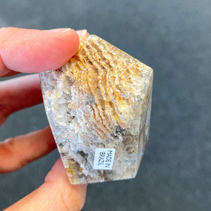 Quartz Lodolite (accès aux plans supérieurs et à ton Akasha)