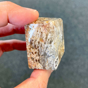 Quartz Lodolite (accès aux plans supérieurs et à ton Akasha)
