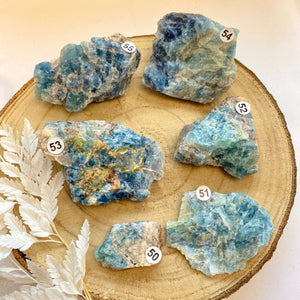 Fluorite bleue brute (concentration / créativité)