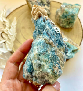 Fluorite bleue brute (concentration / créativité)