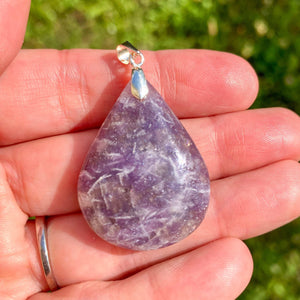 Pendentif en Lépidolite (anti-stress / bye la charge mentale)
