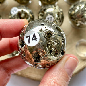 Sphère en Pyrite (abondance / confiance)