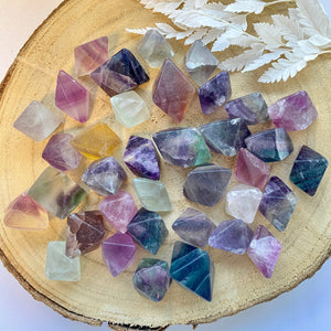 Fluorite Octaèdre brute (concentration / créativité) snow