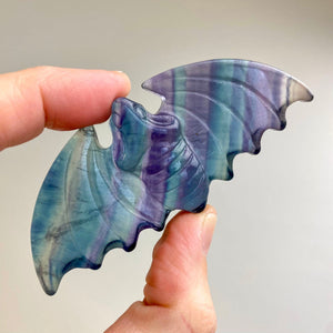 Chauve souris en Fluorite (concentration / créativité) formes libres [mes jolis cristaux]