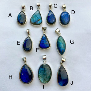 Pendentif serti argent Labradorite (protection) pendentif [mes jolis cristaux]