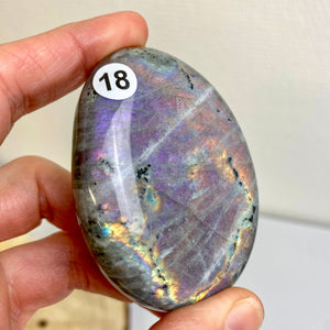 Galet de Labradorite Spectrolite (protection) Galet [mes jolis cristaux]