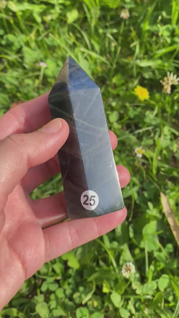 Pointe en Labradorite (pierre de protection)