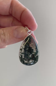 Pendentif Agate mousse serti argent mes jolis cristaux