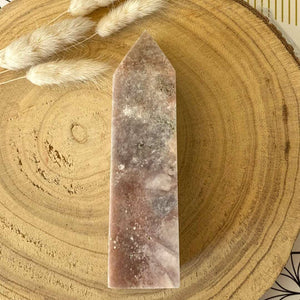 Pointe en Améthyste rose (dépasser les blocages du chakra coeur) Pierres précieuses [mes jolis cristaux]