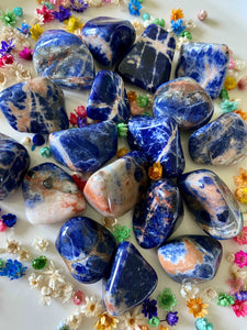 Sodalite Orange (recherche de solutions face aux problèmes / créativité) pierres roulées [mes jolis cristaux]