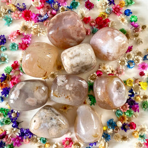 Agate Fleurs de cerisiers (joie / paix intérieure) pierres roulées [mes jolis cristaux]