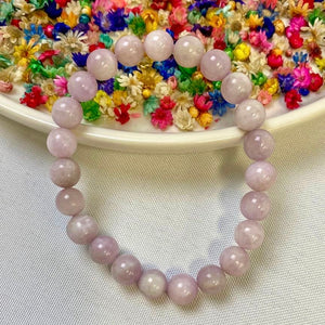 Bracelet Kunzite 6 ou 8mm (énergies maternelles / baisse de l'anxiété) bracelet [mes jolis cristaux]